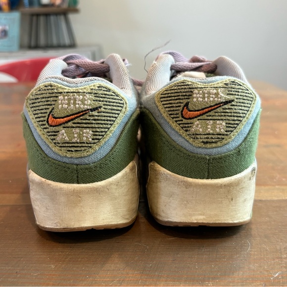 Nike Air Max Sneakers - Picture 3 of 6